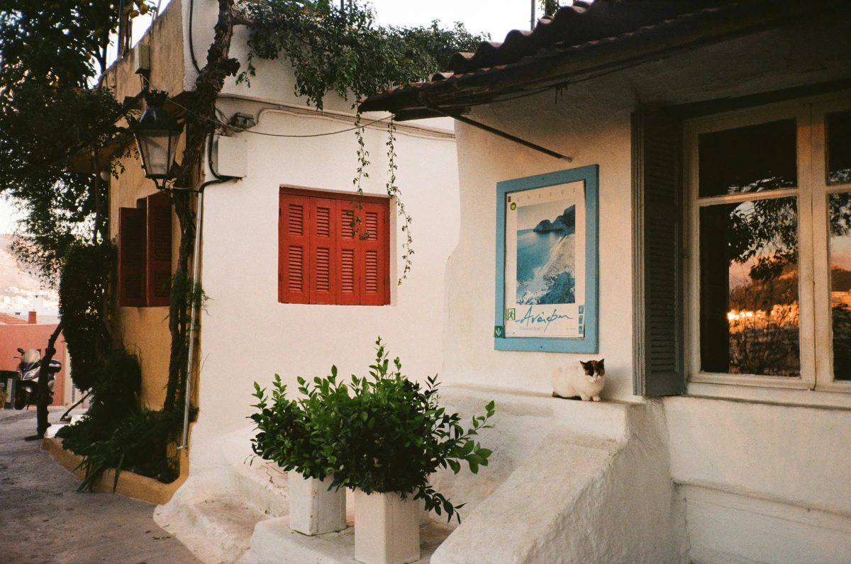 a house in anafiotika neighborhood in athens