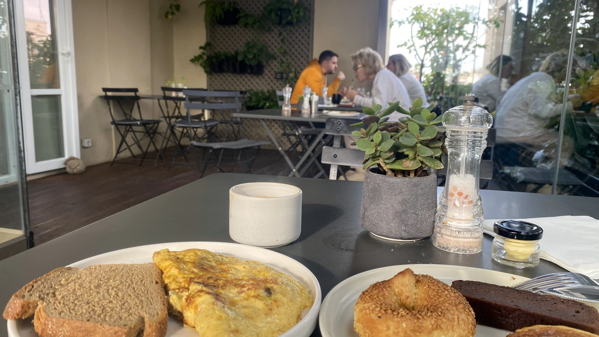 breakfast at the modernist thessaloniki hotel